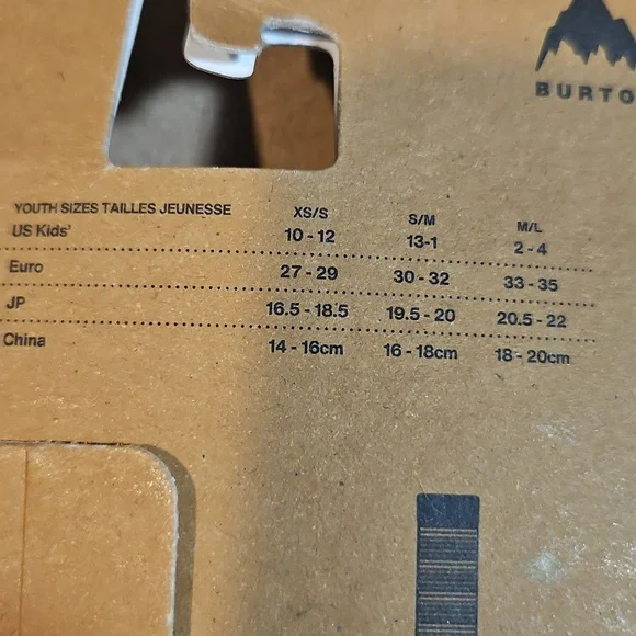 Burton Kids' Performance Midweight Socks: MINI STRIPE PRINT: NWT: M/L (2-4) - Picture 5 of 5